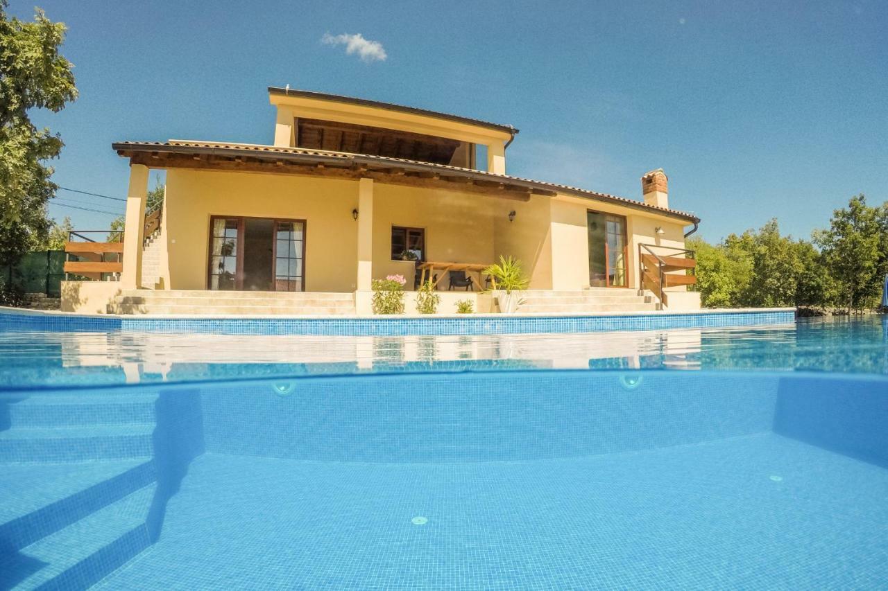 Villa Nabucco Kras المظهر الخارجي الصورة